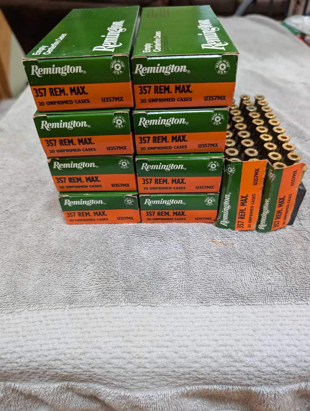 10 box 200 PCs vintage 357 Rem max brass-img-1