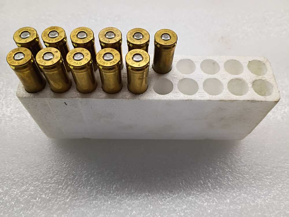11 Rnd Box of PMC 300 Weatherby Magnum 180 Gr. XHP Ammunition - Missing 9!-img-7