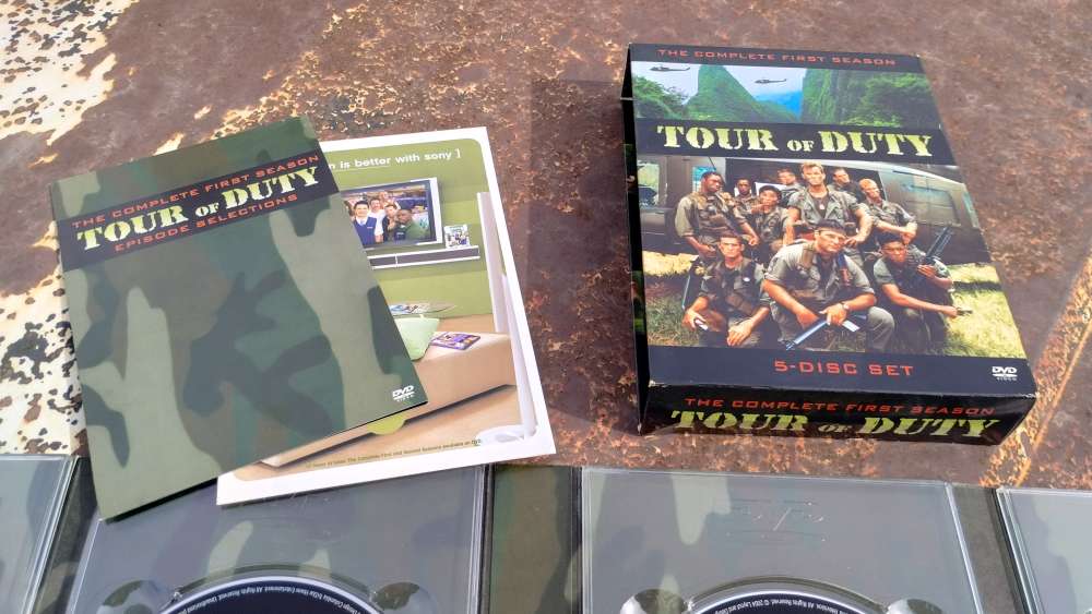 TOUR OF DUTY Complete season 1 and 2 9 DVDs total -img-6