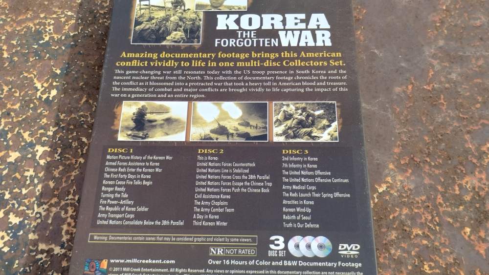 THE FORGOTTEN WAR KOREA Disc 3 DVDs in metal tin, very good condition.-img-5