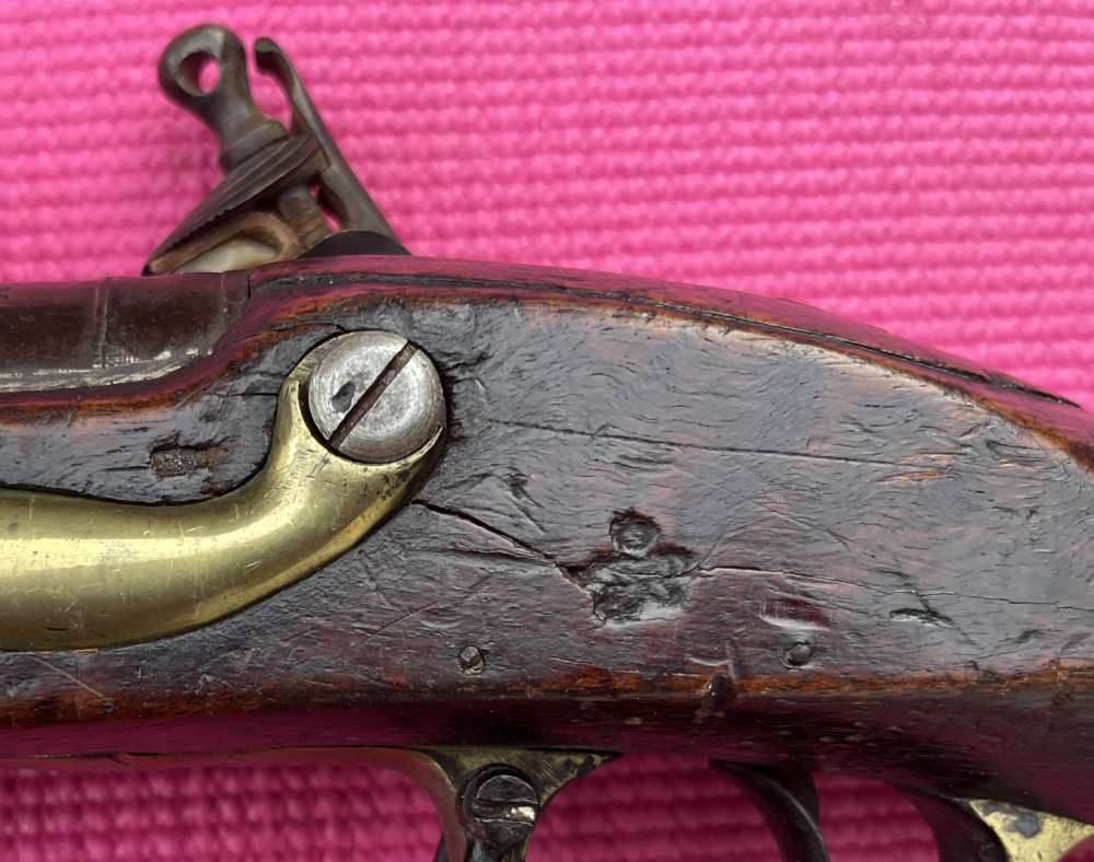 1790s Brown Bess flintlock musket with bayonet-img-17