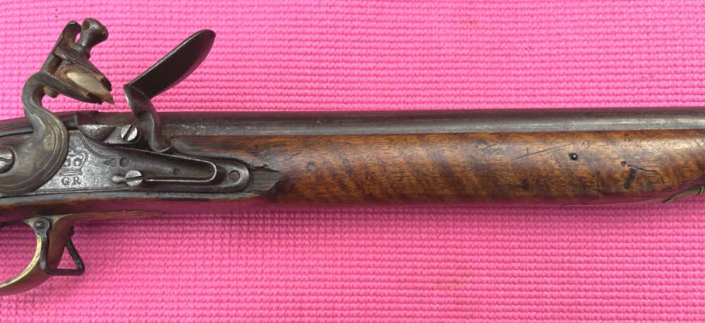 1790s Brown Bess flintlock musket with bayonet-img-8