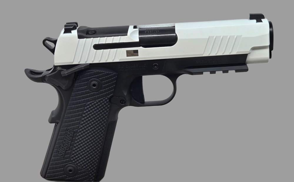 SIG SAUER 1911X CARRY FRDM 45ACP 4.25 FREEDOM (FREE FOXTROT EDC LIGHT)-img-1