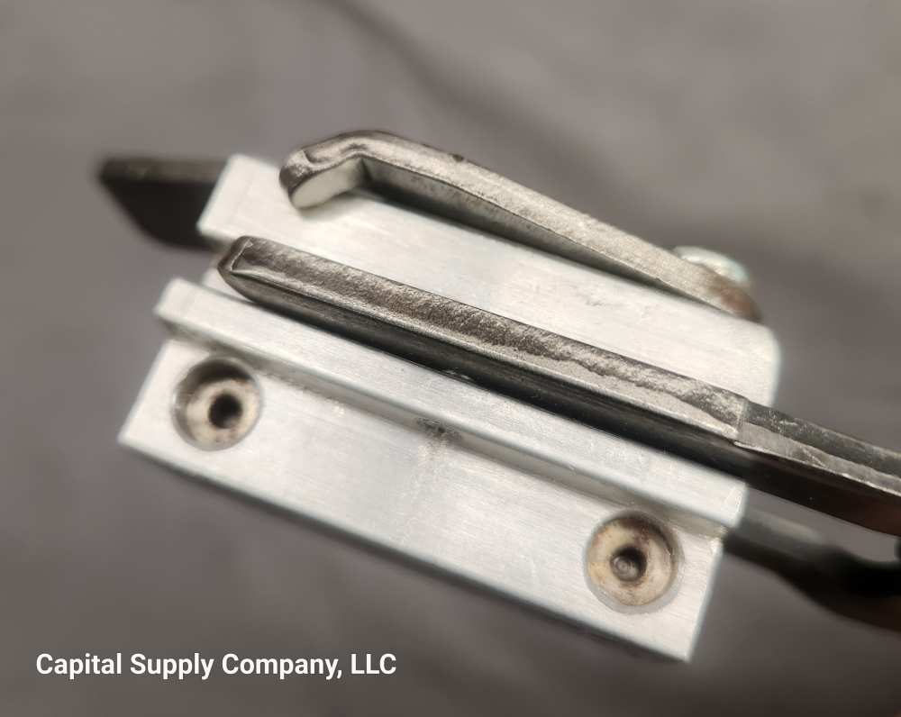 Lee bullet mold double cavity .452 diameter 255gr flat nose -img-13