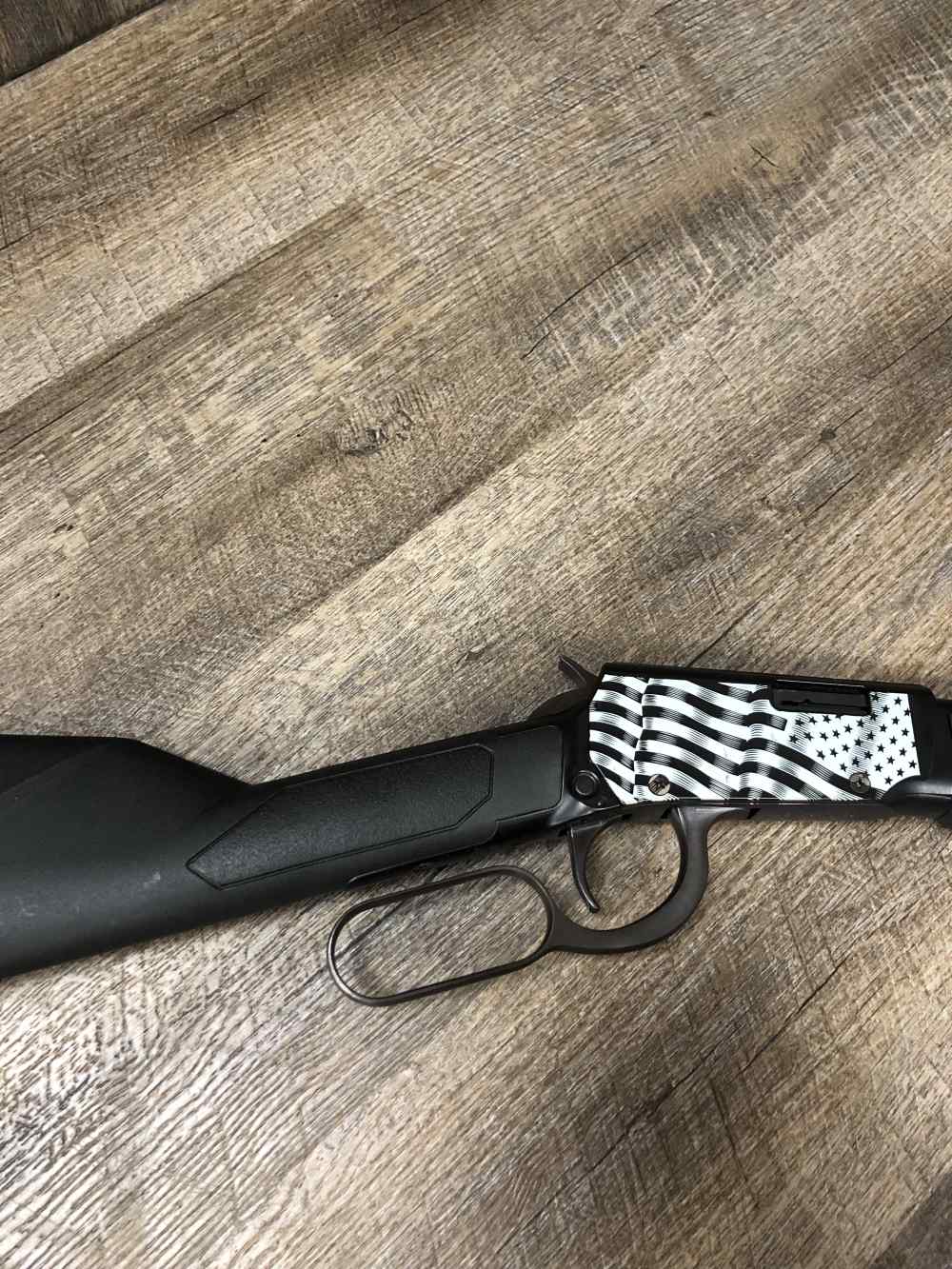 Rossi Rio Grande 22LR Lever Action Rifle Black Synthetic USA Flag w/ Box-img-9