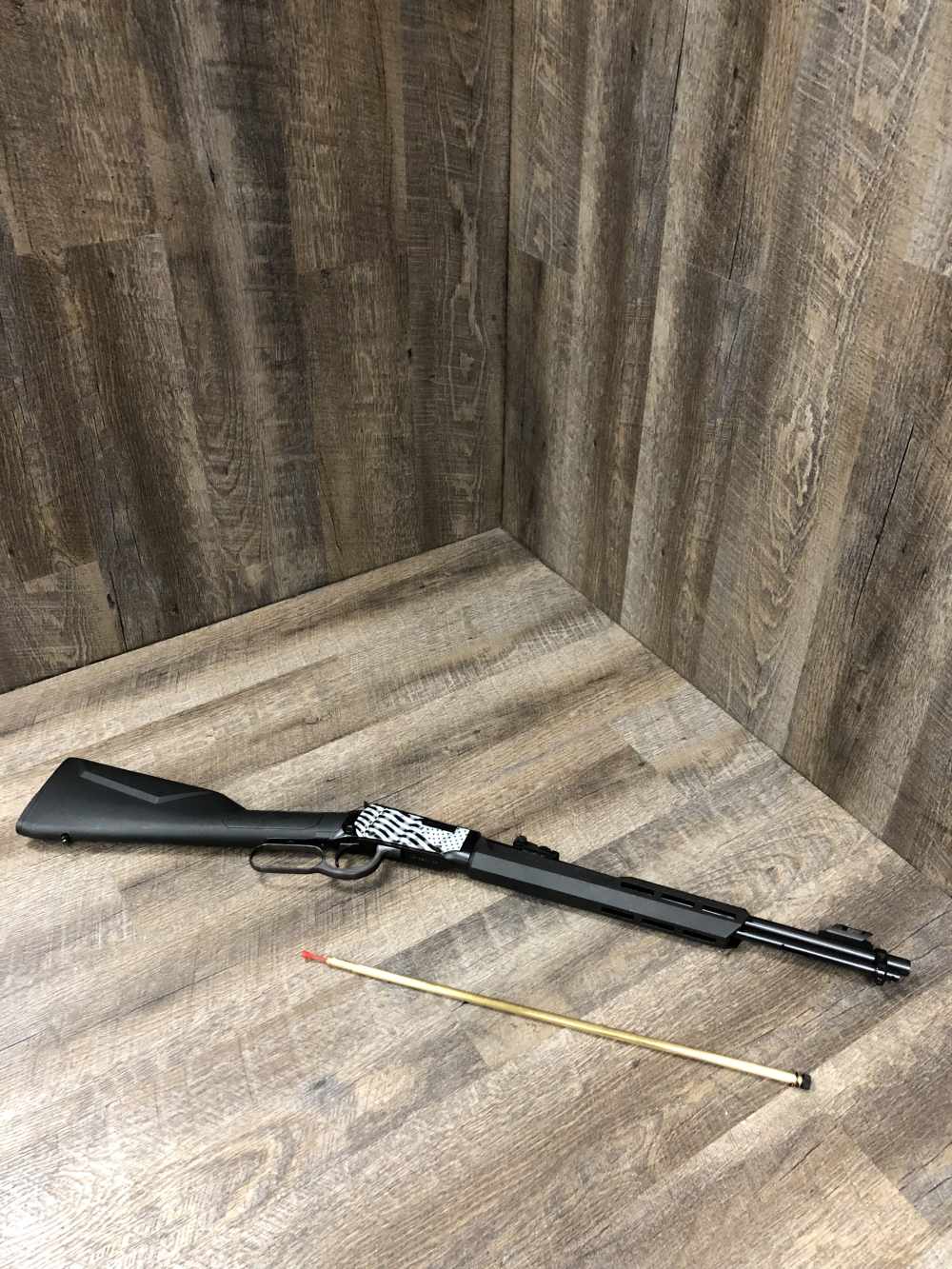 Rossi Rio Grande 22LR Lever Action Rifle Black Synthetic USA Flag w/ Box-img-13