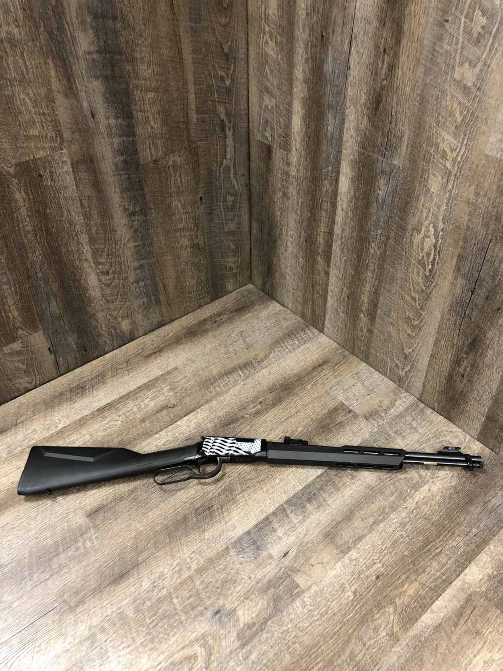Rossi Rio Grande 22LR Lever Action Rifle Black Synthetic USA Flag w/ Box-img-7
