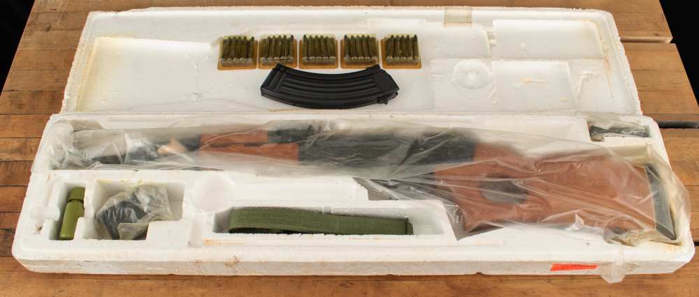 MAK-90 “Sporting Rifle” 7.62x39mm – 1994, UNOPENED, UNFIRED, ACCESSORIES-img-0