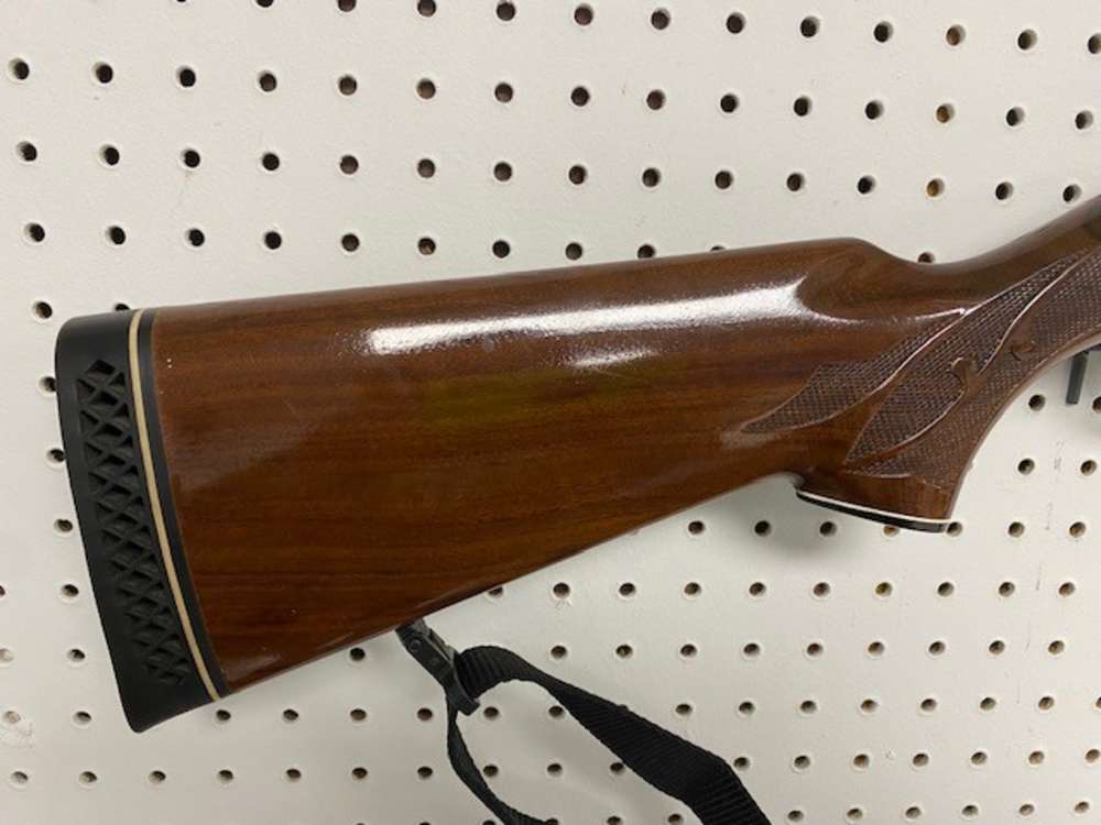 Remington 1100 12ga Shotgun w/ field & deer barrels.-img-12