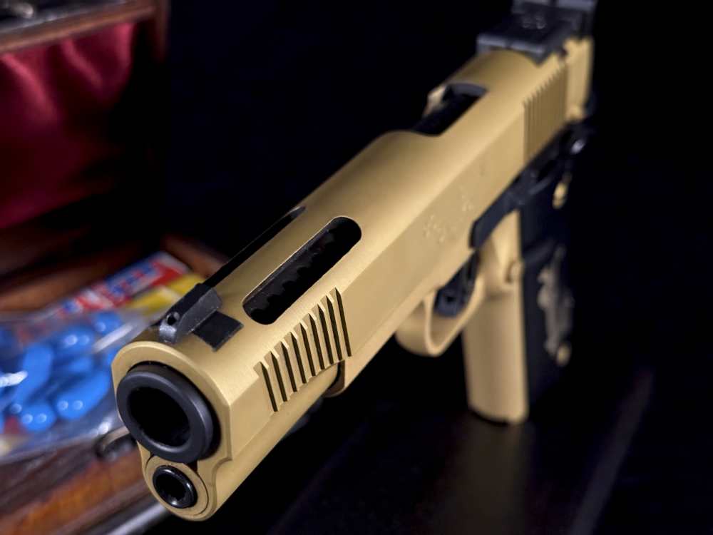 Face Off Castor Troy Springfield 1911 V12 45 ACP Movie Collector's Package-img-9