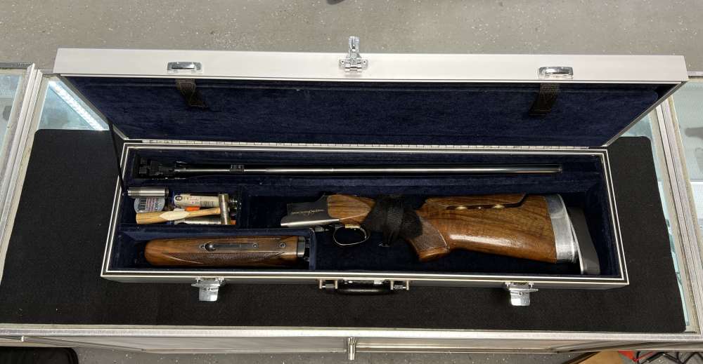 Browning Special Sporting Clays Edition Over/Under 12 GA Barrel W/Extras! -img-0