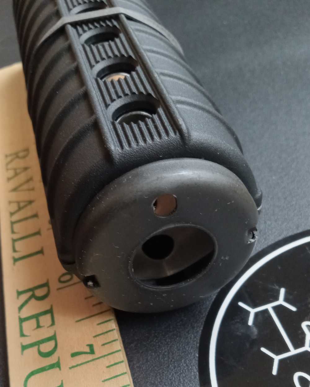 Harrington & Richardson Carbine handguard M16A1 Colt retro XM177/USAF-GAU -img-4