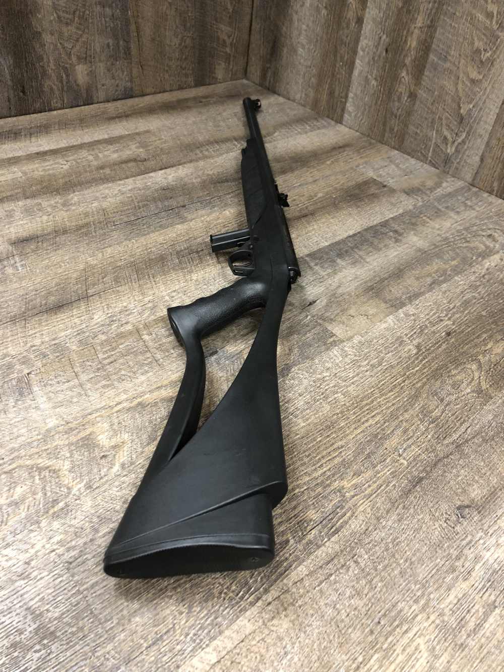Mossberg Intl 802 Plinkster Bolt Action Rifle 10 Round Mag .22LR 21" Barrel-img-1