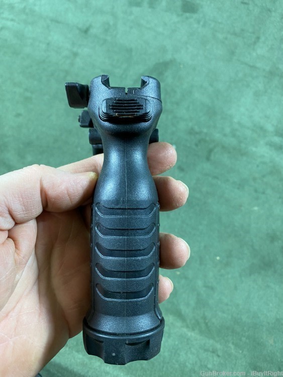 Command Arms FGA Flashlight Adapter Vertical Forward Grip CAA-img-4