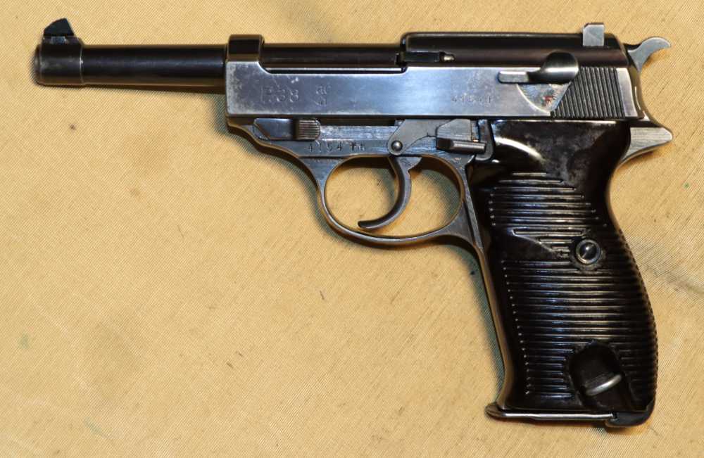 WWII German Walther ac41 P.38, Second Variation, c. Aug 1941-img-2