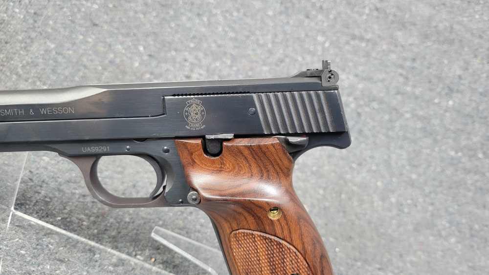 Smith and Wesson mdl. 41, Cal. .22LR TAKE A SHOT-img-5