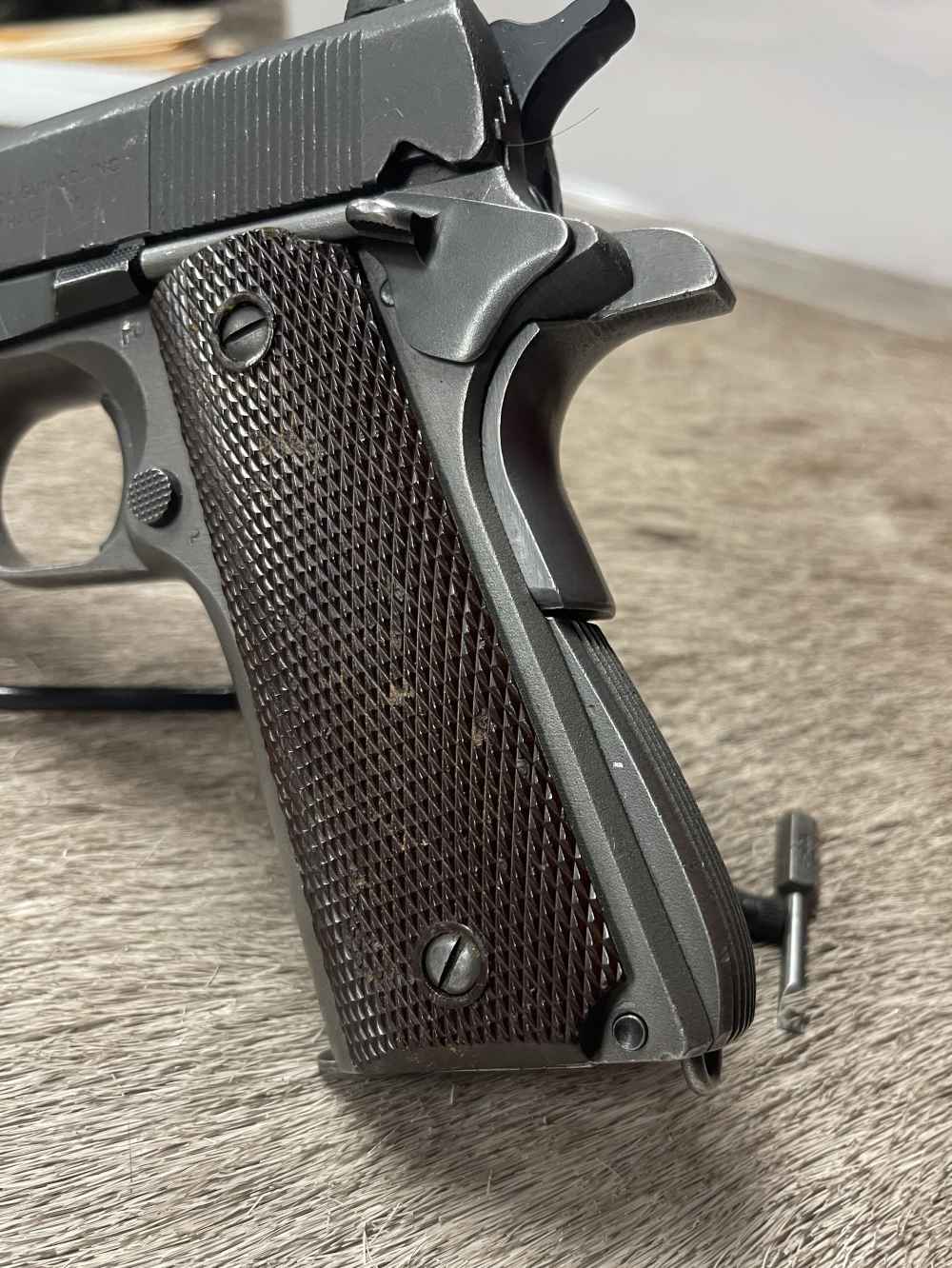 Ithaca/Remington 1911 A1 45 ACP US Property 5" C&R WWII-img-4