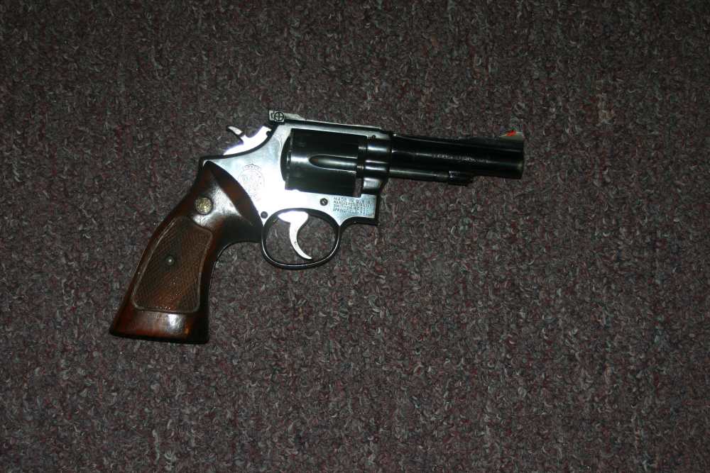 Smith & Wesson model 15-3 Combat Master .38 SPC  Good Cond-img-4