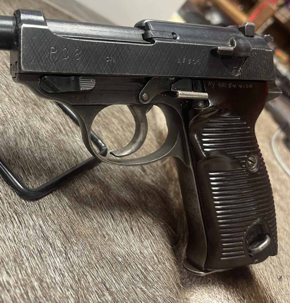 MATCHING LATE-WAR CVQ SPREEWORK P38 KY BRING BACK WWII C&R -img-4