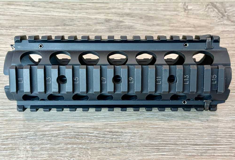 Knight’s Armament Company KAC C8 SFW Canadian/British SAS RAS Handguard-img-3