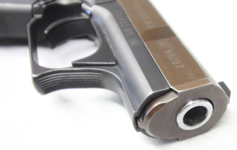 HK P7 M8 4.13" 9mm w/ 2 Mags, Manual, Brush & Factory Case Heckler & Koch-img-3