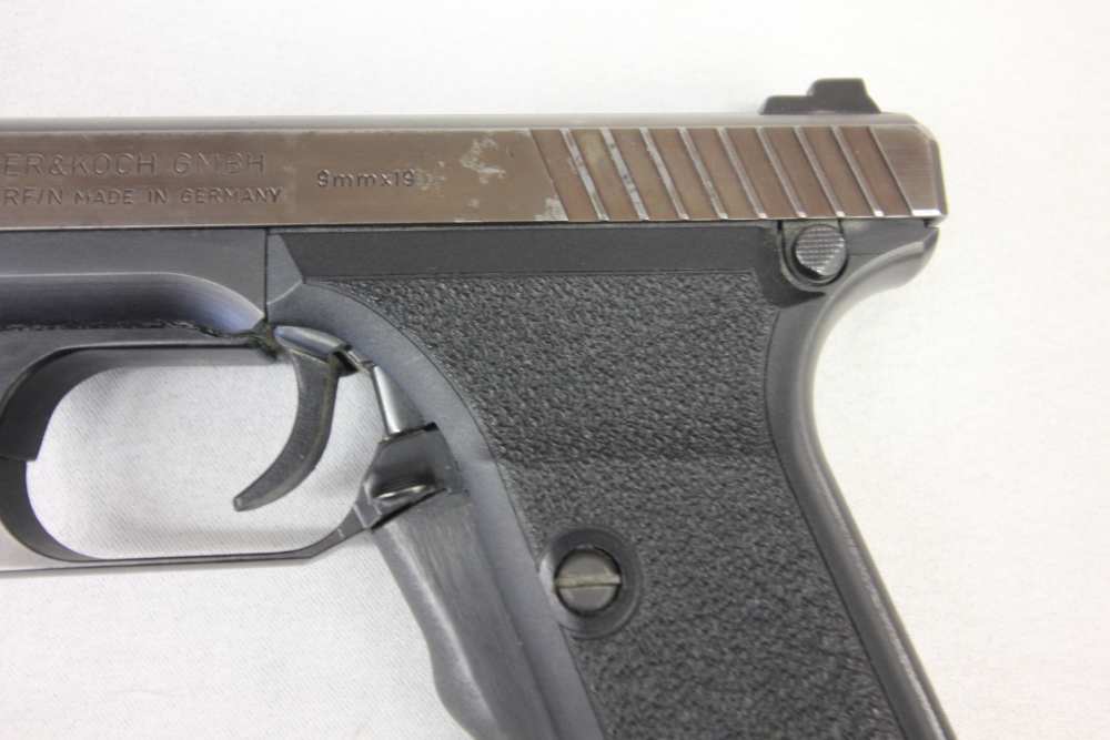 HK P7 M8 4.13" 9mm w/ 2 Mags, Manual, Brush & Factory Case Heckler & Koch-img-7