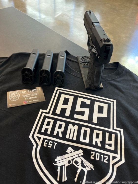 HK USP 9 (V1)-img-2
