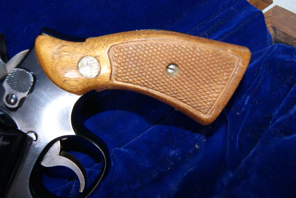 SMITH & WESSON 38 S&W SPECIAL CTG REVOLVER-img-5