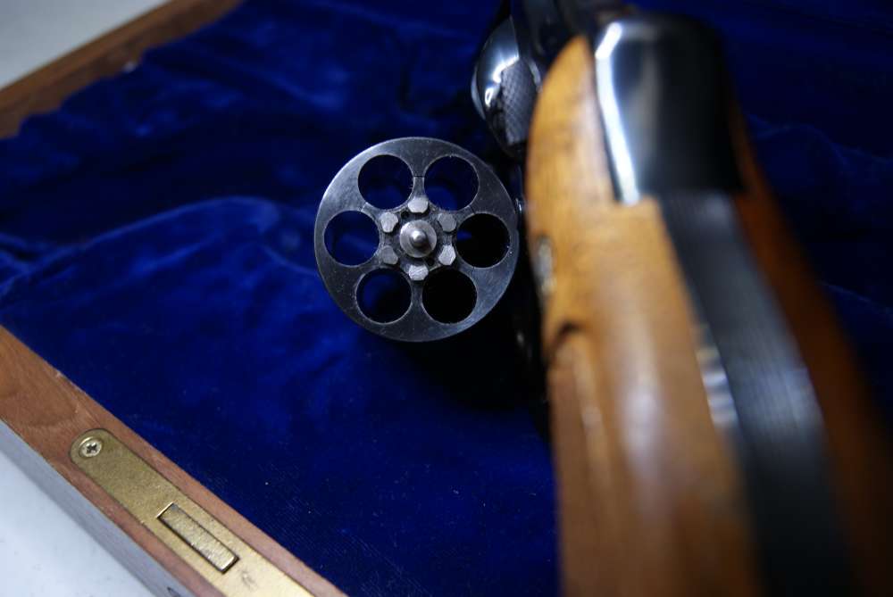SMITH & WESSON 38 S&W SPECIAL CTG REVOLVER-img-18