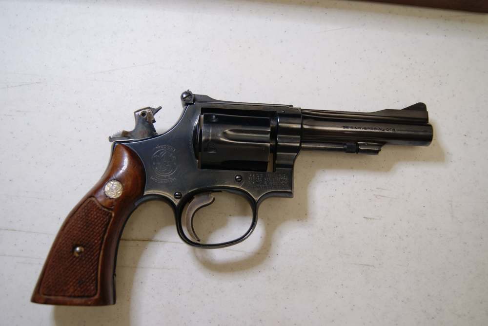 SMITH & WESSON 38 S&W SPECIAL CTG REVOLVER-img-25