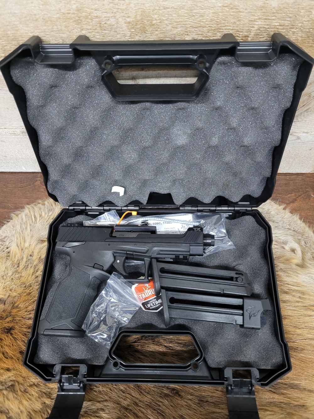 New Taurus TX22 Competition 22LR -img-13