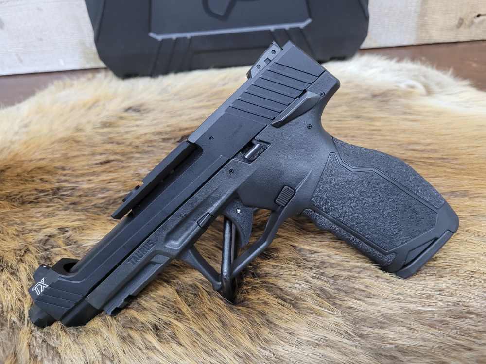 New Taurus TX22 Competition 22LR -img-2