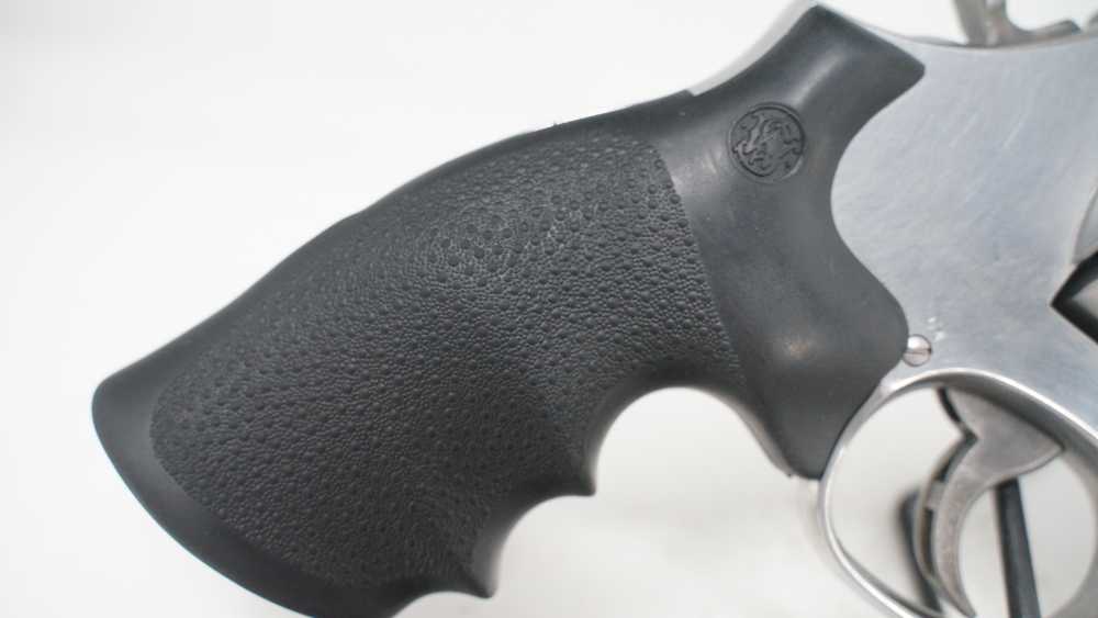 SMITH & WESSON MODEL 686 .357MAG 4" STAINLESS STEEL 6 SHOT REVOLVER (11946)-img-11