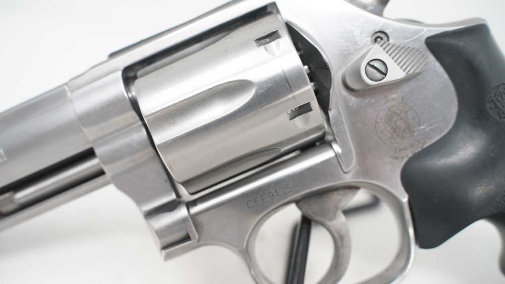 SMITH & WESSON MODEL 686 .357MAG 4" STAINLESS STEEL 6 SHOT REVOLVER (11946)-img-5