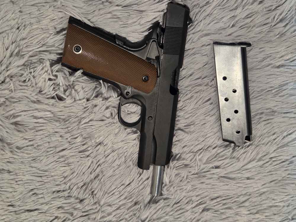 GFORCE BLK45 A1-1911 BNIB with Dark Brown Grips-img-12