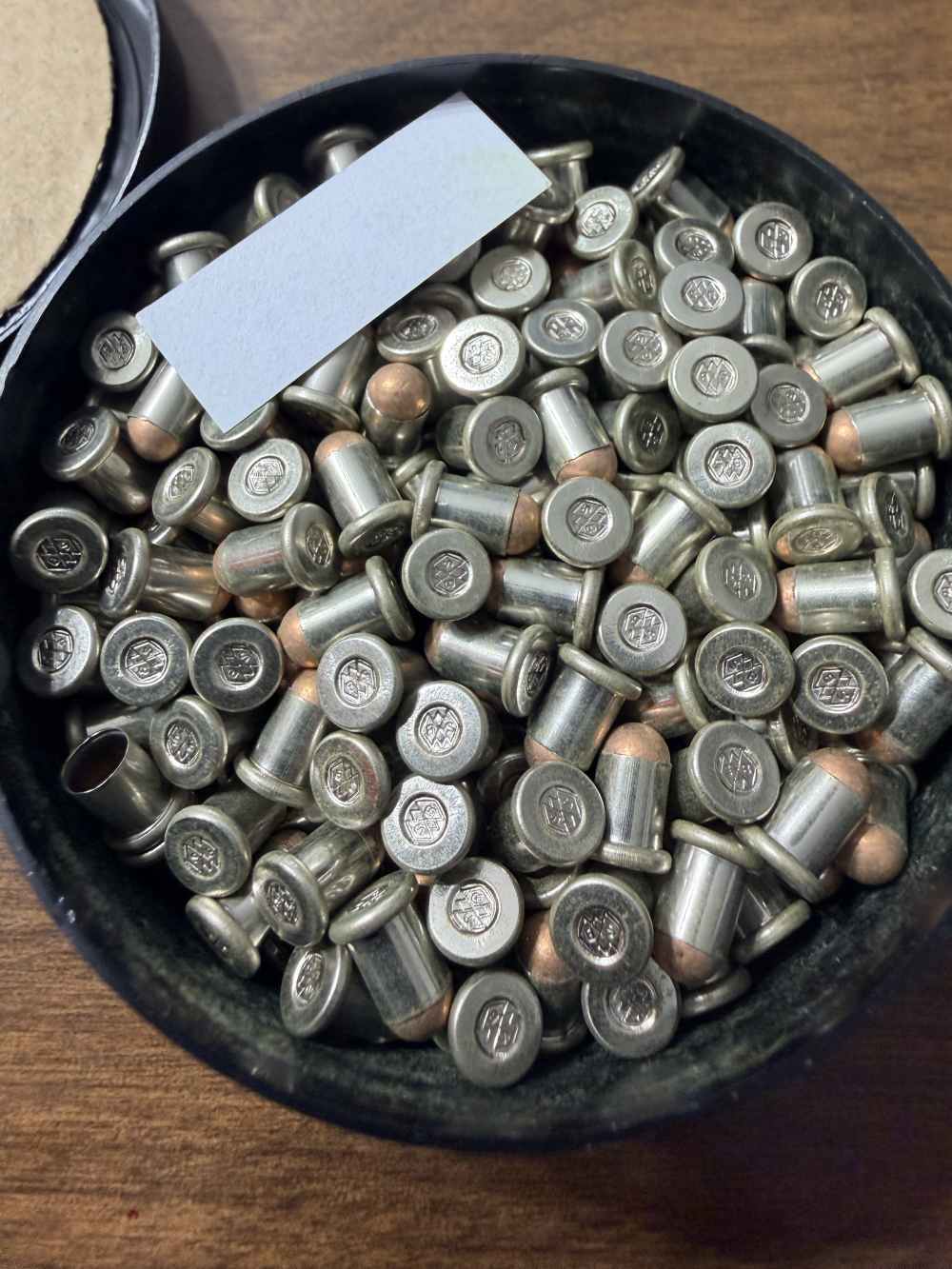 200 round tin of Sellier & Bellot S&B 4mm randz court flobert ammunition -img-4