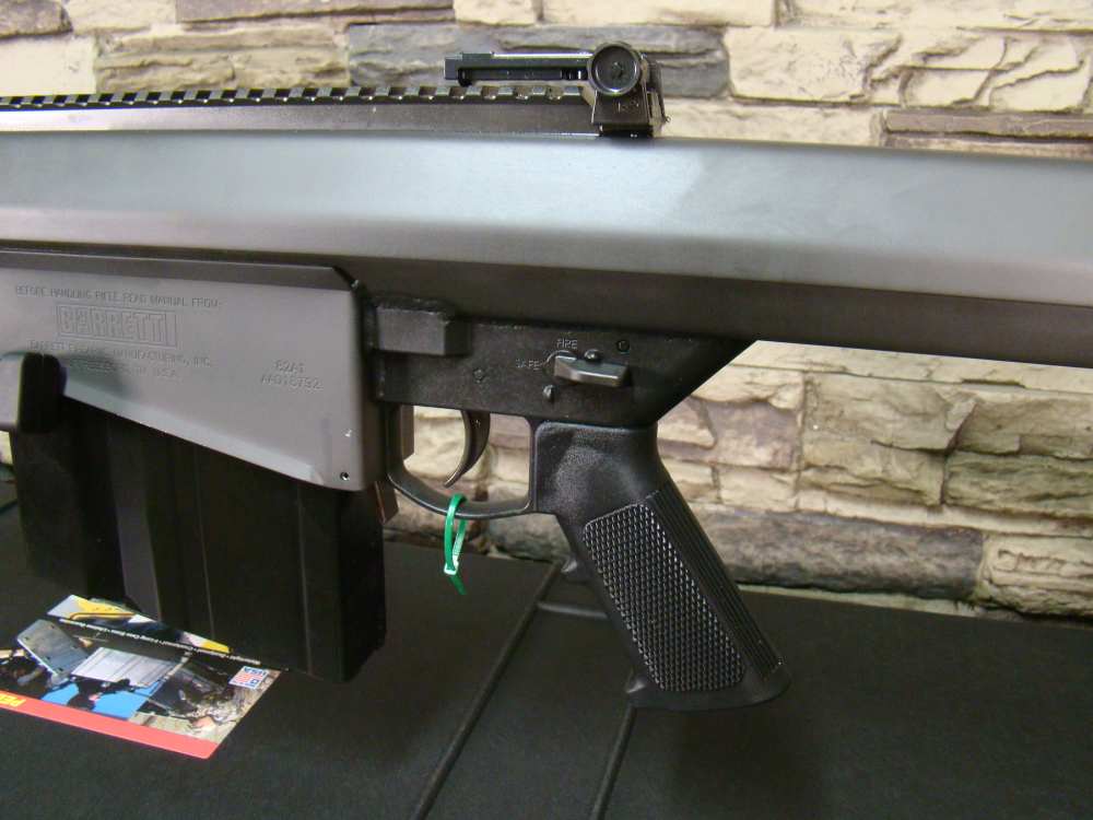 Barrett 82A1 .50BMG 20" CQ 13318 Semi-auto .50 rifle M82 w/ 20rd drum mag !-img-13