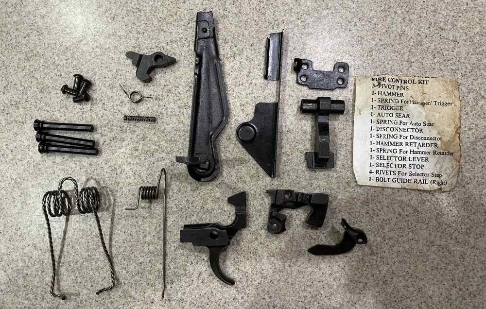 AK-74 3-POS Select Fire SAFE/SEMI/AUTO - 19 Piece FCG w/Trigger w/Selector-img-0