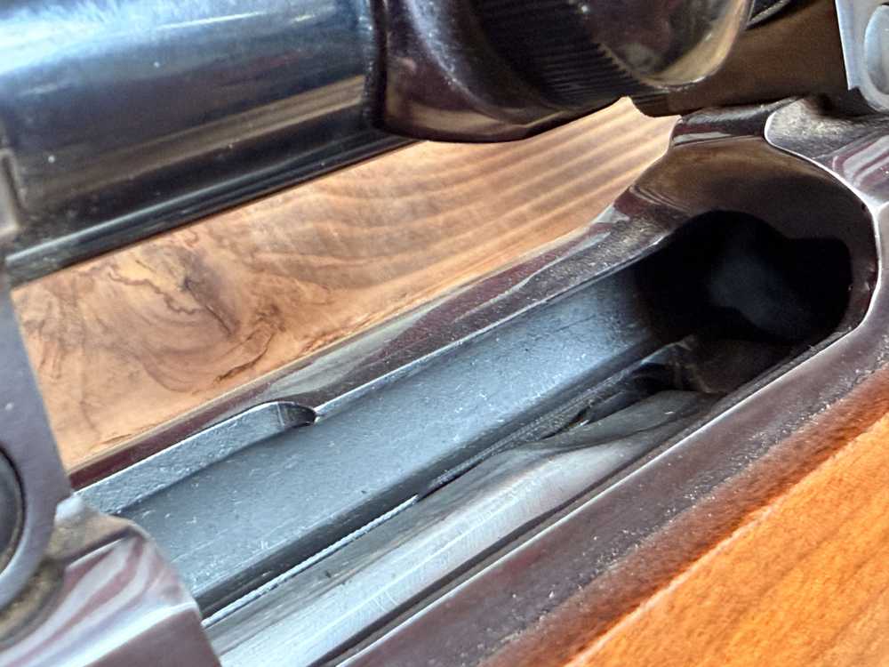 Ruger M77 Bolt-Action Rifle  .270 Winchester W/Bushnell Banner4x Scope-img-13