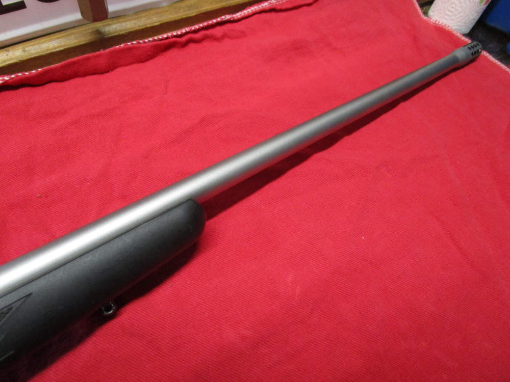 Left handed savage 116 300win Mag with  leupold scope VX-3i  3.5-10x40mm-img-6