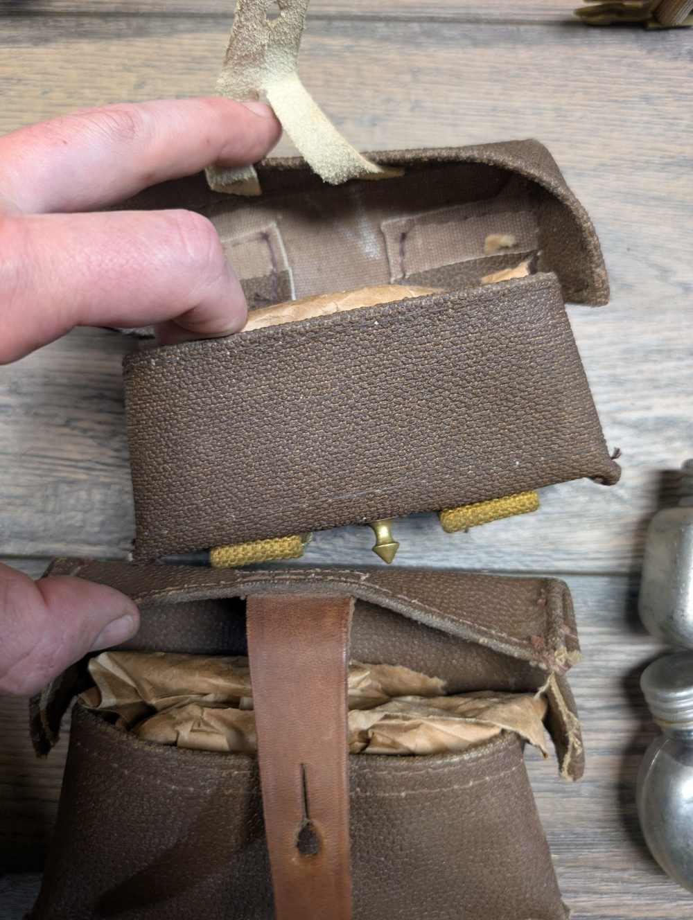 Russian Army SKS Pouch, 6 Stripper Clips & 2 Oil Bottles -img-5