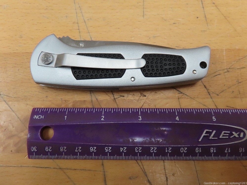 Smith & Wesson SWAT Liner Lock Folding Knife, 4" Drop Point Blade-SW3000-img-9