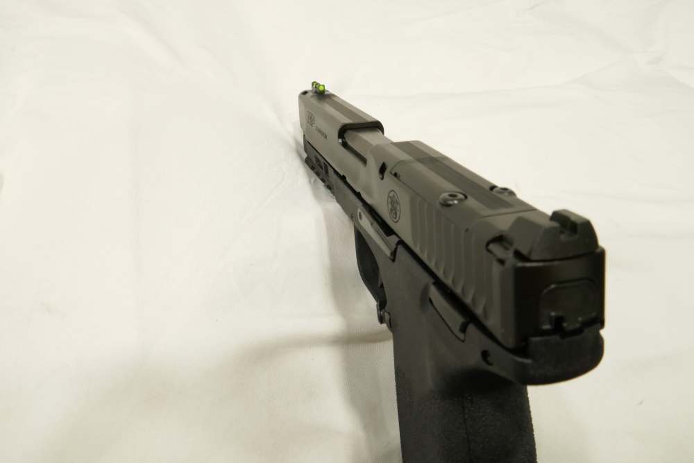 NIB S&W M&P 22 WMR Pistol 4.35" 2 Magazines Thumb Safety 13433-img-8