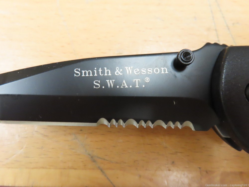 Smith & Wesson SWAT Liner Lock Folding Knife, 4" Tanto Blade-SW110- USA-img-4