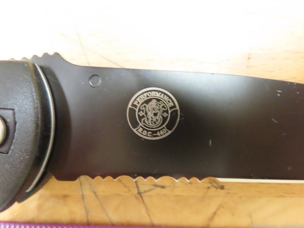 Smith & Wesson SWAT Liner Lock Folding Knife, 4" Tanto Blade-SW110- USA-img-3