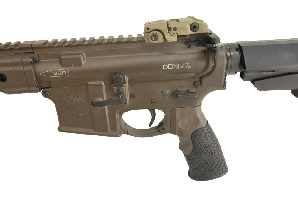 DDM4 V7P Pistol .300 BLK Black Mil-Spec Cerakote Finish - Great Cond.-img-8