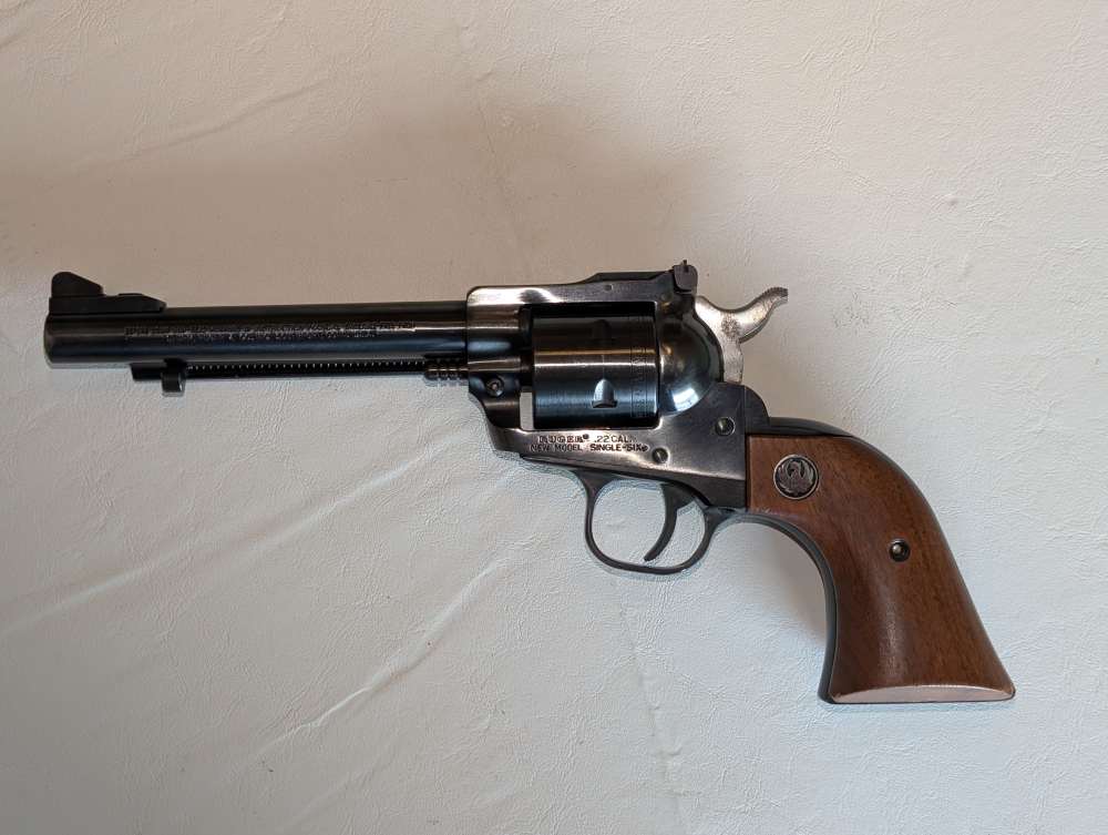 RUGER SINGLE SIX CONVERTIBLE 22LR/22WMR-img-1