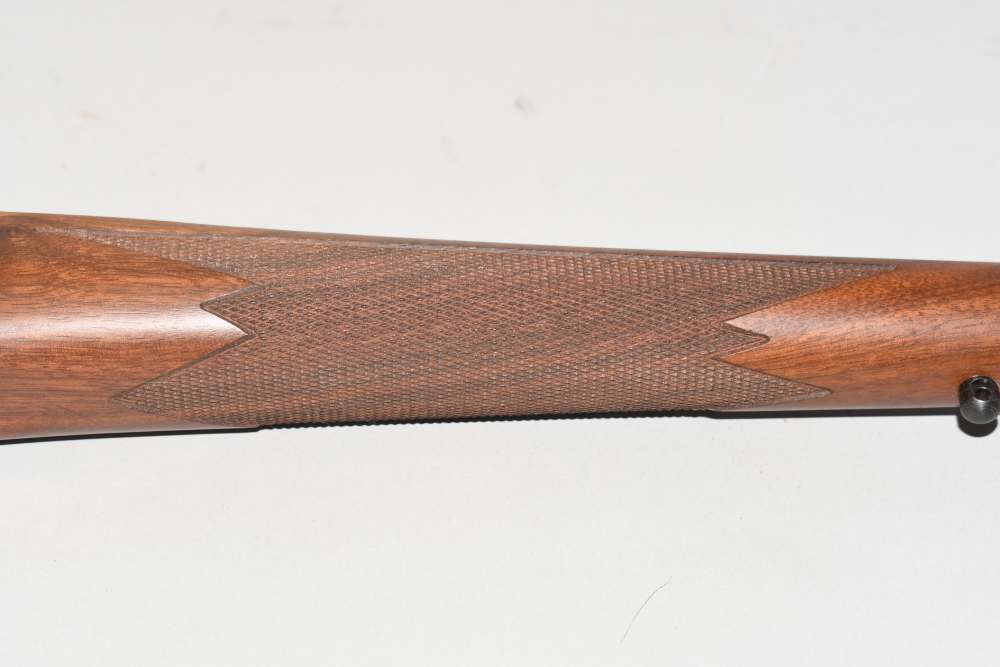 Excellent Ruger M77 Hawkeye Bolt Action Rifle 338 RCM 22" W Box 2012-img-5