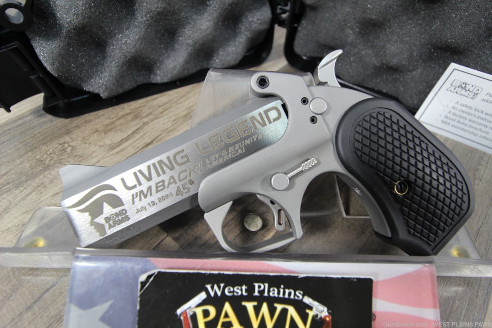NIB TRUMP Bond Arms DT47 Derringer Living Legend .45 410ga 4.25" DT4745410-img-1