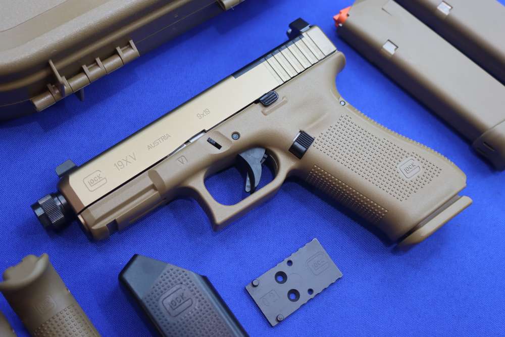 Glock G19X V MOS TB Pistol 9MM 19RD Austria THREADED FDE nPVD Optics Ready-img-2